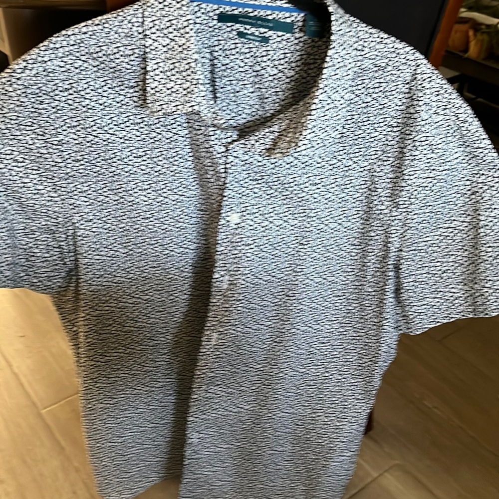 New no tags Perry Ellis mens large button down short sleeve casual shirt